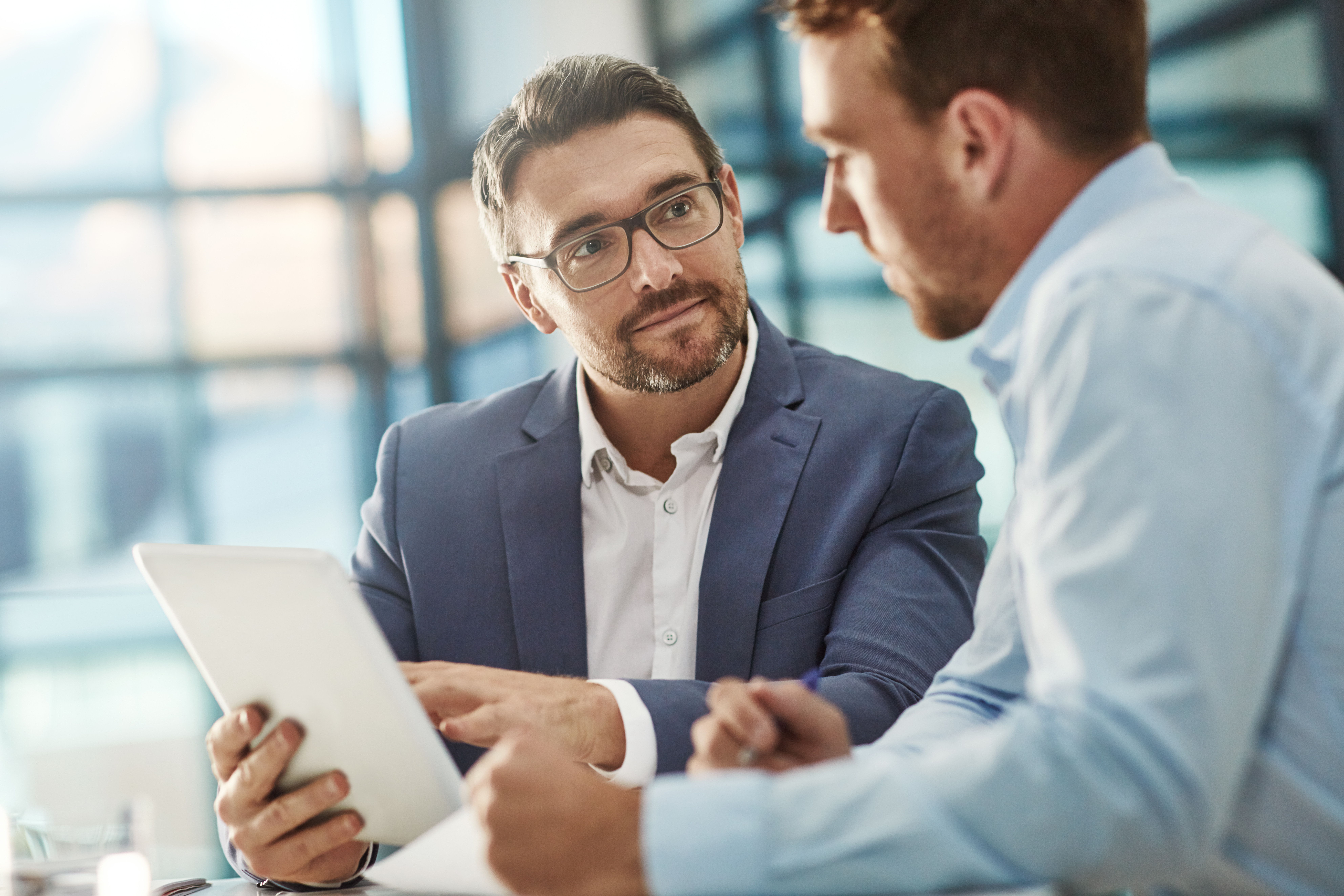 sales rep talking to a customer