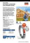 Zu sehen ist die erste Seite des Flyers zum Windrispenband BAN094050 von Simpson Strong-Tie: Das obere rechte Viertel zeigt eine junge Frau mit dem Rücken zur Kamera, die eine Rolle Windrispenband über einer Schulter trägt, und zu einem im Bau befindlichen Holzhaus hinübersieht. Darunter ist die Rolle im Detail abgebildet, mit einer Nahaufnahme der Löcher. Die linke Seite des Flyers besteht aus Textblöcken und Tabellen. Headline: "Innovativ, mit neuer Lochtechnik und unfassbar leicht!"